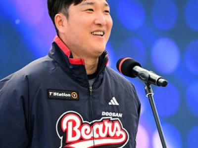 두산 코칭스태프 명품 레슨으로 9위 선수들 변신 시도