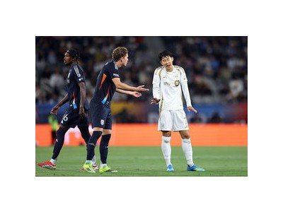 손흥민의 패스로 극적 무승부 낸 LAFC 경기 중 위험 장면까지 화제